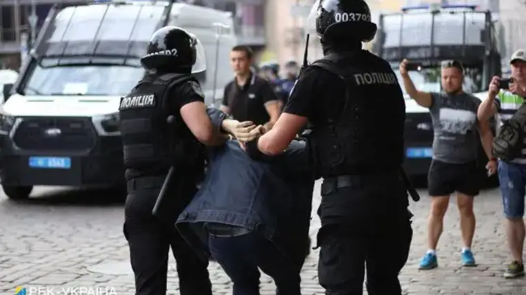 Az ukránok körében a rend iránti elvárás 2017 óta növekedett