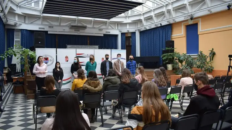 Második alkalommal kerül megvalósításra angol és ukrán nyelvből a versenyfelkészítő és tehetséggondozó hétvége