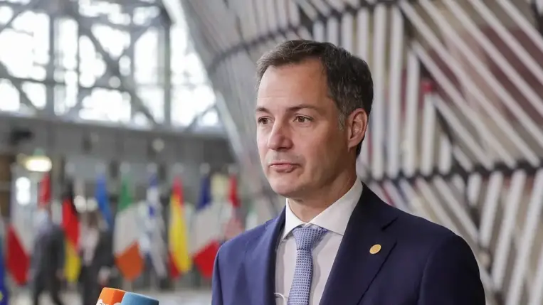 A belga miniszterelnök elfogadhatatlannak nevezte a járványügyi szabályok elleni tüntetést követő erőszakot