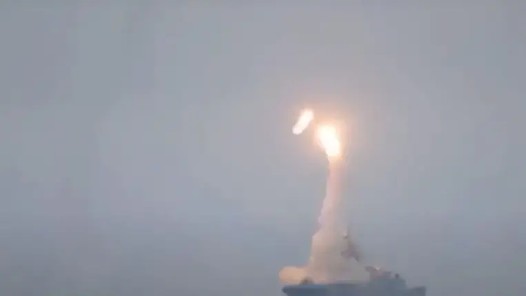 A Fehér-tengeren semmisített meg célpontot a Cirkon hiperszonikus rakéta