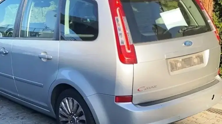 Olaszországban ellopott gépkocsit fedeztek fel a csapi határon