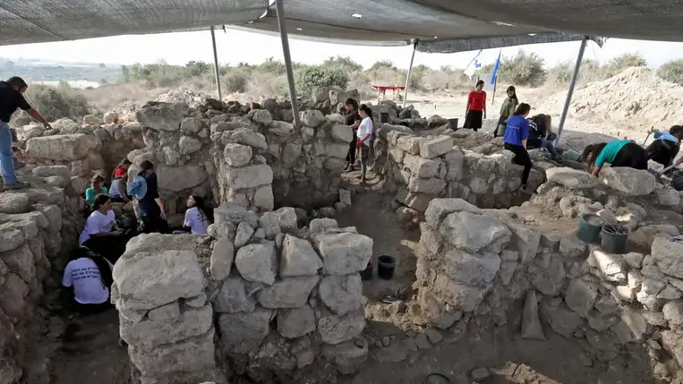 Kétezer éves zsidó otthont és temetőt találtak a Javnében folyó ásatásokon Izraelben
