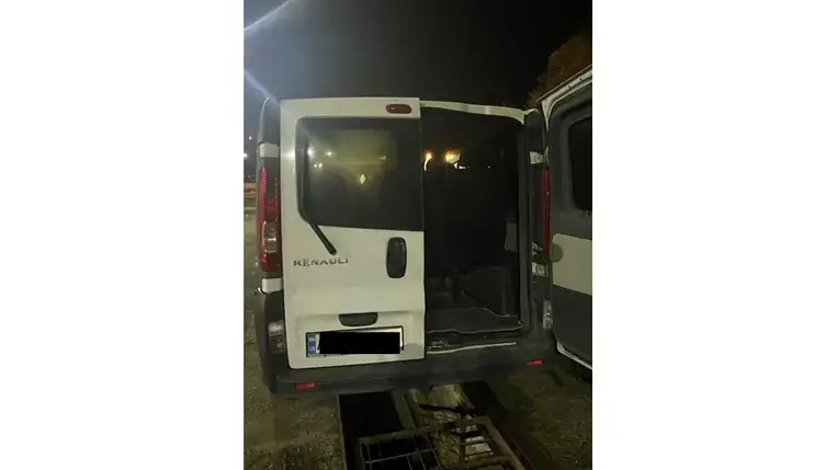 Csempészcigaretta miatt autója nélkül maradt egy férfi Asztélynál