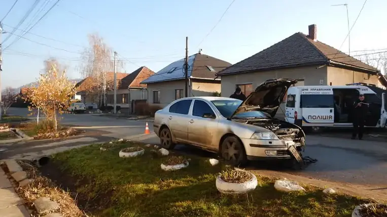 Felgyújtottak egy gépkocsit Beregszászban