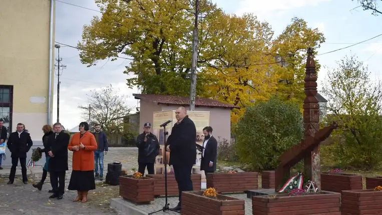 Ötvenhatos megemlékezés Beregszászban