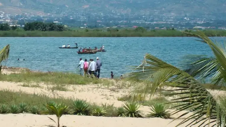 Covid-vakcinához jutott a világ legszegényebb országa is