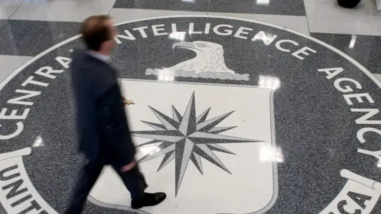 Feltörték a CIA rendszerét, tucatjával ölik az amerikai kémeket