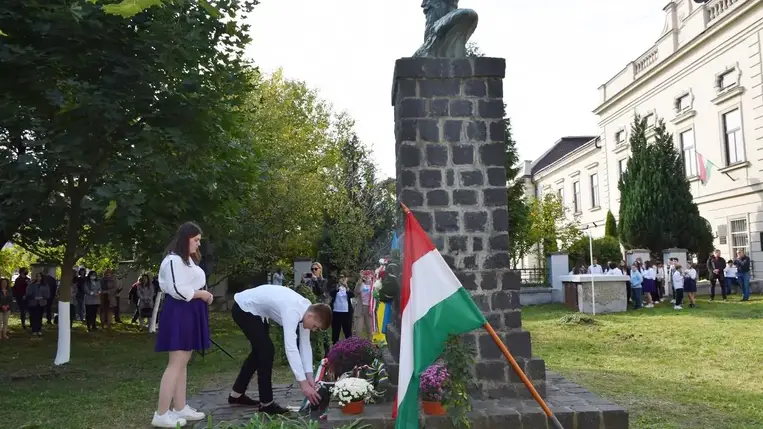 Nagyszőlős: az aradi vértanúk emléknapján