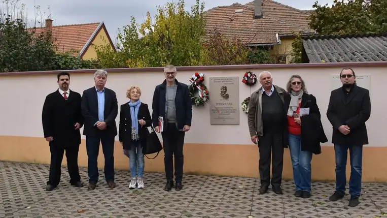 Felavatták Petróci Iván emléktábláját Beregszászon
