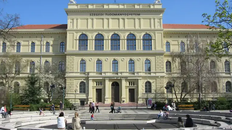 Szegedi gyökerei vannak az idei orvosi Nobel-díjnak