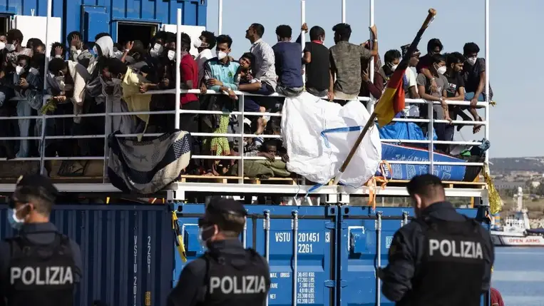 Áttörés: Az EU-tagállamok fele követel új migrációs politikát