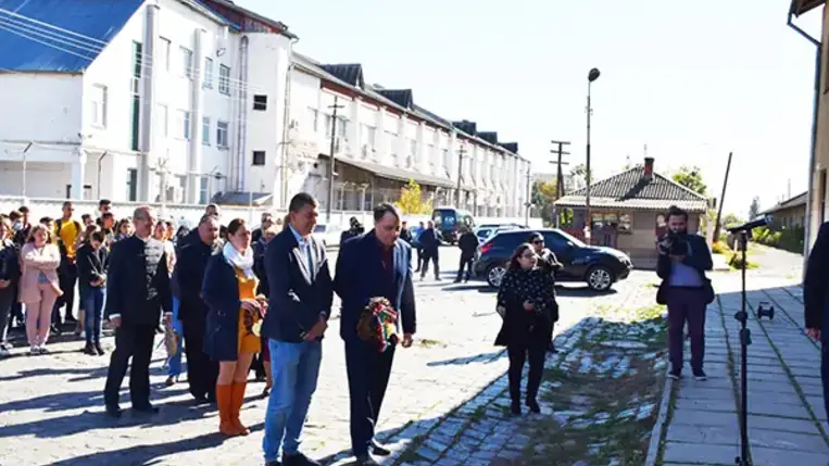 1944. október 9-e Beregszász gyásznapjaként vonult be a történelembe: a terrortámadásban 250 katona és civil veszítette életét, illetve sebesült meg. Fotó: Kovács Elemér