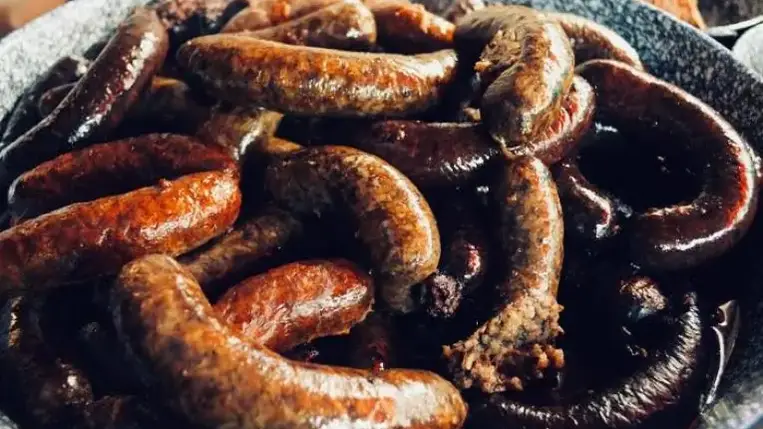 Már 2700 éve is fogyasztottak véres hurkát és sört