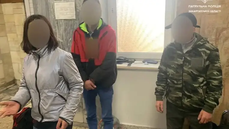 Megverték és kirabolták ismerősüket a tolvajok Munkácson
