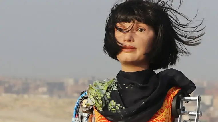 Egészen ijesztő: Robot készít műalkotásokat