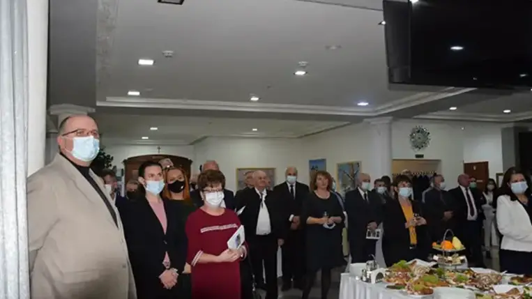 A főkonzul, megbízatásának lejártával, búcsúfogadásra invitálta Kárpátalja közéleti, egyházi személyiségeit, civil szervezeteinek képviselőit, a média munkatársait a Makkosjánosiban található Helikon Hotelbe. Fotó: Kovács Erzsébet