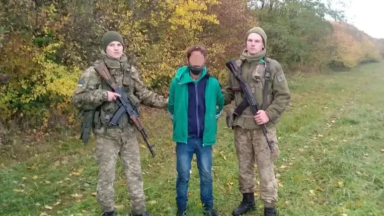 Kárpátalján vették őrizetbe a rendőrség elől Ukrajnába menekülő szlovák férfit