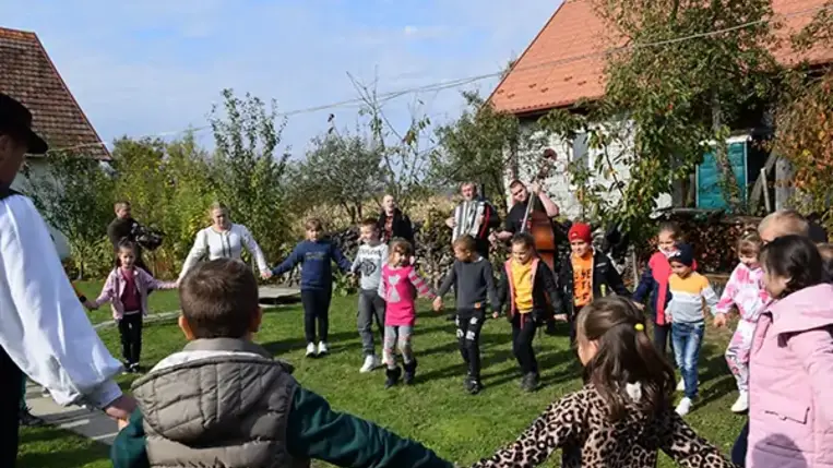 A Nagyberegi Tájház azon „élő” tájházak közé tartozik, ahol igyekeznek a jeles napokhoz, ünnepekhez igazodva széleskörű programokat szervezni. Fotó: Kovács Erzsébet