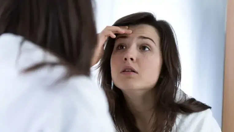 Betegségre utaló jelek az arcon