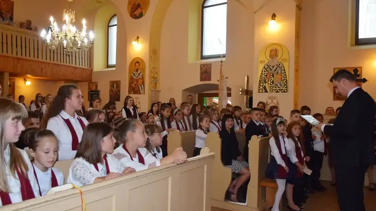 Tanévnyitó a Karácsfalvai Sztojka Sándor Görögkatolikus Líceumban