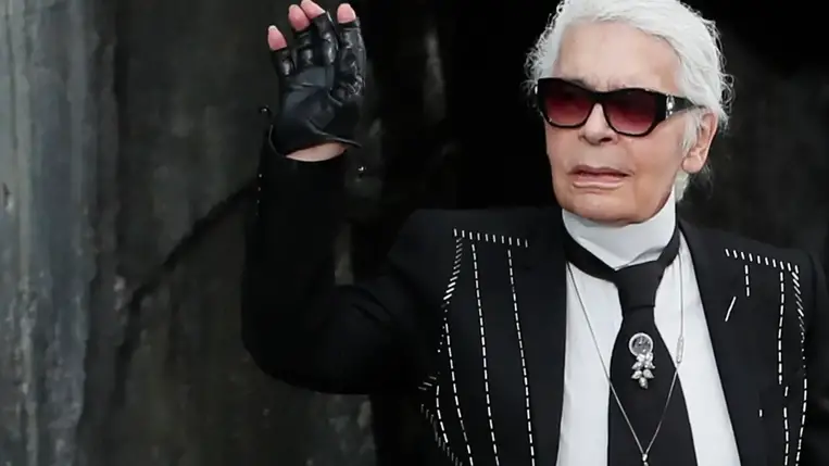 Kalapács alatt Karl Lagerfeld ikonikus személyes tárgyai