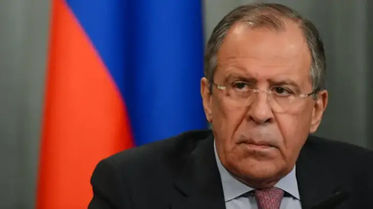 Lavrov: Prága nem tájékoztatta Moszkvát az őrizetbe vett orosz állampolgár ügyéről