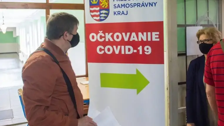 Szlovákiában az alacsony oltakozási kedv miatt gyorsul a járvány terjedése