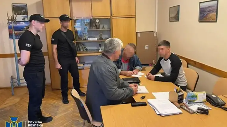 Az SzBU munkatársai lelepleztek egy tisztviselőt, aki 56 millió hrivnya összegű kárt okozott az államnak.