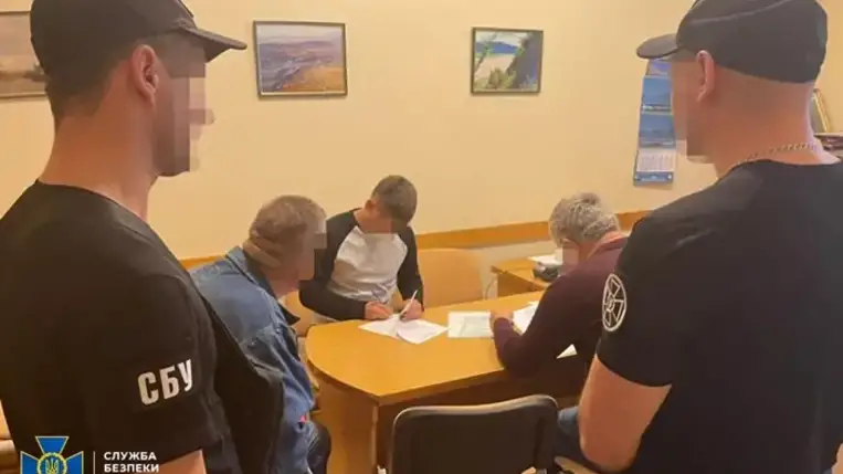 Az SzBU munkatársai lelepleztek egy tisztviselőt, aki 56 millió hrivnya összegű kárt okozott az államnak.