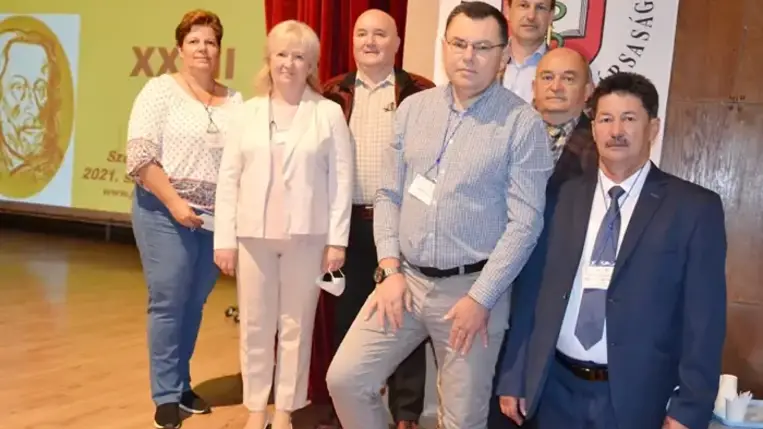 Székelyudvarhelyen immáron közel három évtizede kerül megrendezésre a Magyar Egészségügyi Társaság (MET) és a Pápai Pápiz Ferenc Alapítvány közös szervezésében zajló Családorvosi Továbbképző Konferencia. 