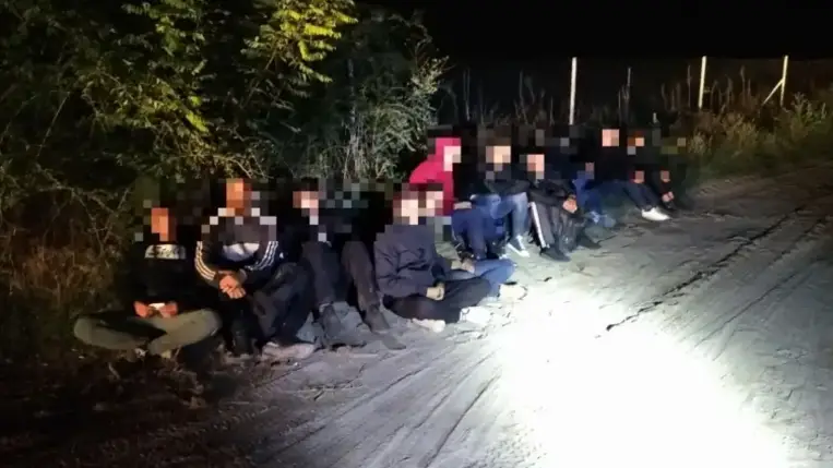 Megdőlt a 2021-es rekord! Ennyi migráns még nem akart egy nap alatt Magyarországra jutni