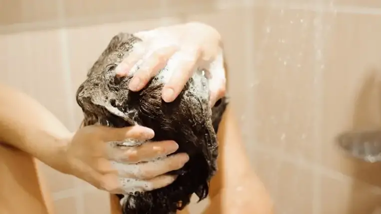 Este ezért egészségesebb zuhanyozni