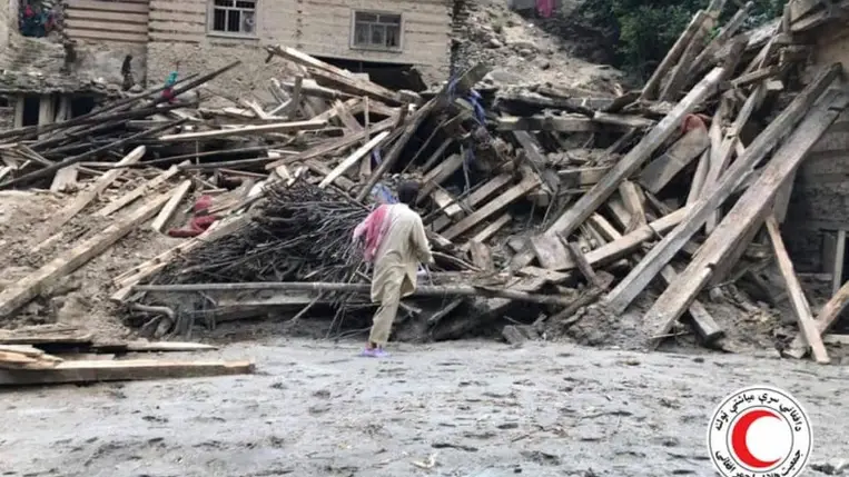 Már 182 halálos áldozata van az afganisztáni áradásoknak