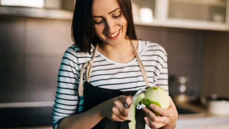  Nehogy kidobd az almahéjat! 7 dologra is használhatod 