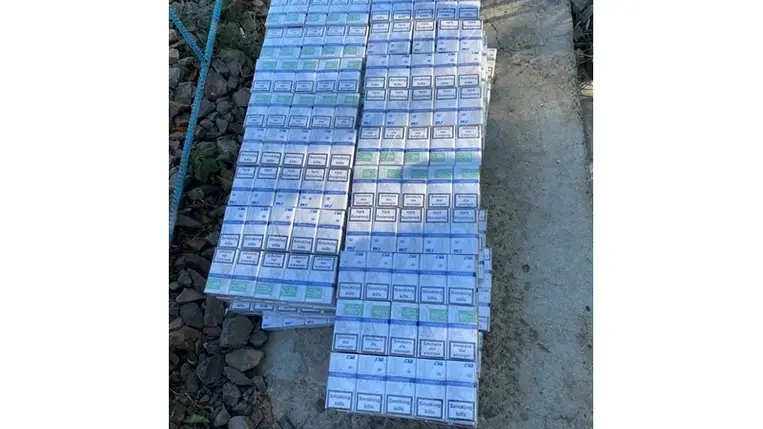 Csempészcigaretta a búzát szállító tehervonaton