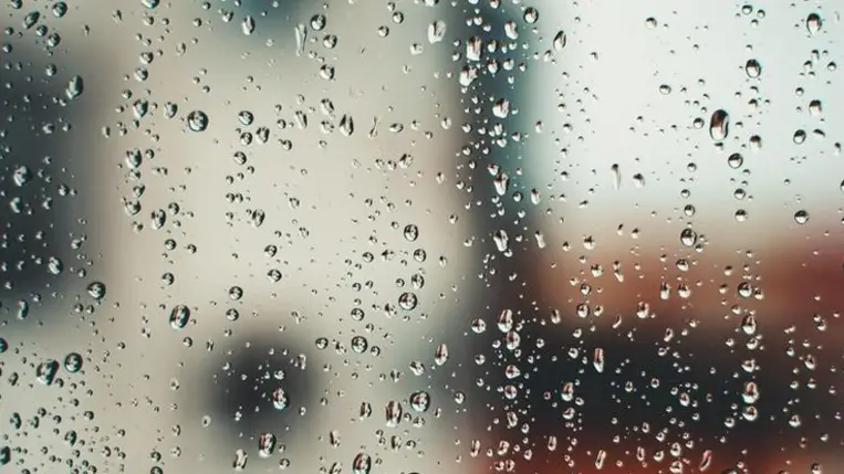 Vihar - Másodfokú riasztásokat adtak ki zivatarveszély miatt