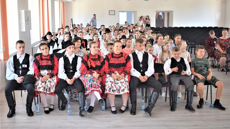 Kezdetét vette a „Szól a Fülemüle!”- VIII. Kárpátaljai népzenei és néptánc tehetségkutató