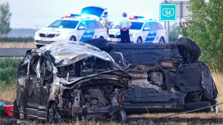 Halálos tömegszerencsétlenséget okozott az embercsempész