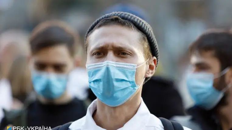 Koronavírus: Ukrajnában az év végéig meghosszabbították a karantént