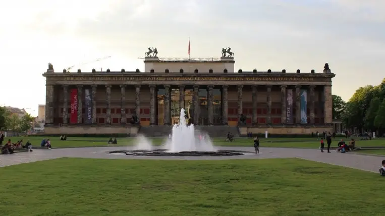 Energiatakarékossági csomagot fogadott el a német kormány: tilos a műemlékek külső megvilágítása