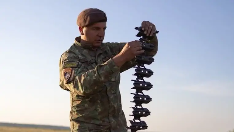 Románia több tízezer lőszert, alkatrészt és kézi lőfegyvert adott át az ukrán fegyveres erőknek