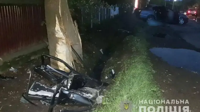 Hárman vesztették életüket egy közúti balesetben Kárpátalján