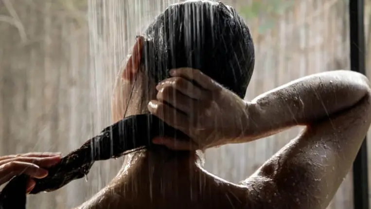 Forró vagy hideg zuhany: melyik egészségesebb?