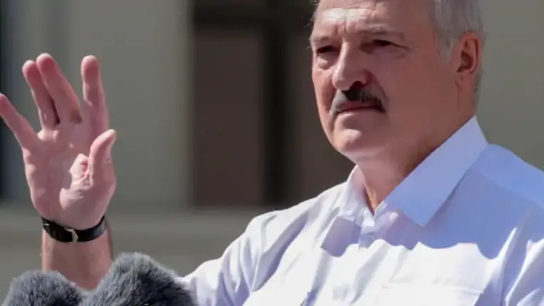 Lukasenka cáfolta, hogy Fehéroroszország katonákat küldene Szíriába