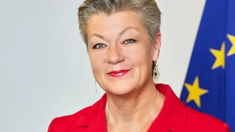 Uniós biztos: az EU tervet dolgoz ki a menekültek esetleges elosztására