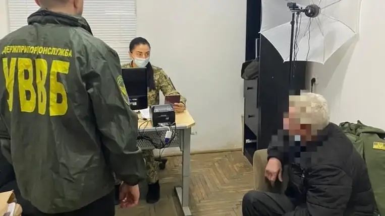 Kenőpénzt ajánlott a határőröknek egy magyar férfi Asztélynál