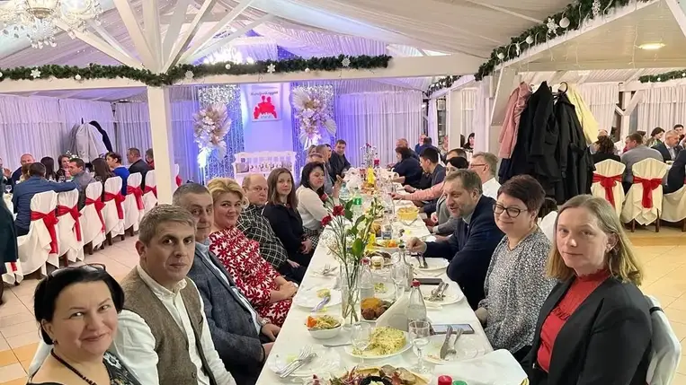 Házaspárok vacsorája a Nagycsaládosok Egyesületénél