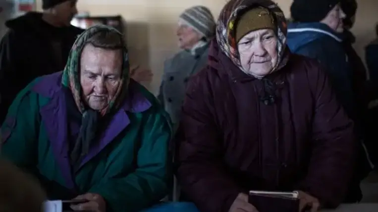 Ukrajnában a 60 évesek 29 év munkaviszonnyal mehetnek nyugdíjba