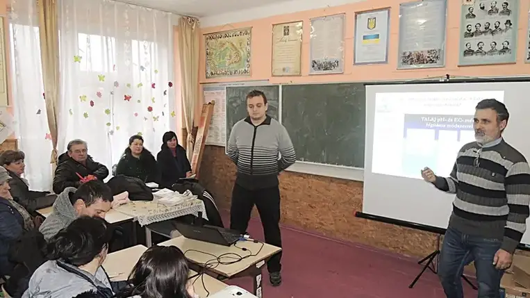 A Pro Agricultura Carpatika égisze alatt működő falugazdászokkal egy kerekasztal-beszélgetés során mérleget készítettünk azzal a céllal, hogy ne csupán az elmúlt év tendenciáit elemezzük, de lehetőség szerint megpróbáljunk olyan következtetéseket levonni, amelyek segítenek a következő idényre való felkészülésben is.