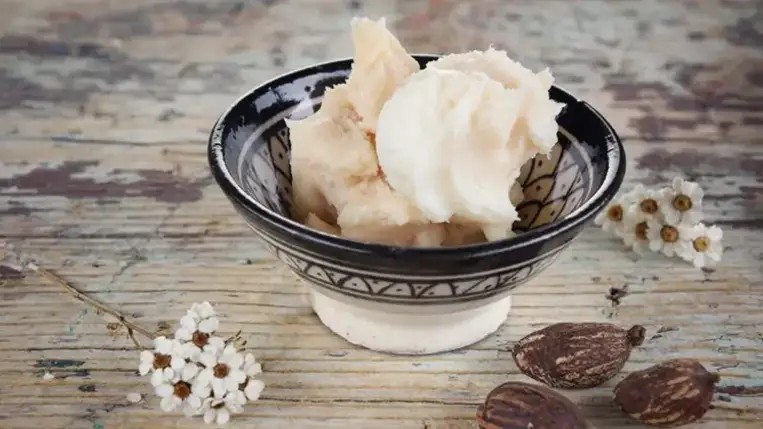 Házi praktikák kicserepesedett ajkakra